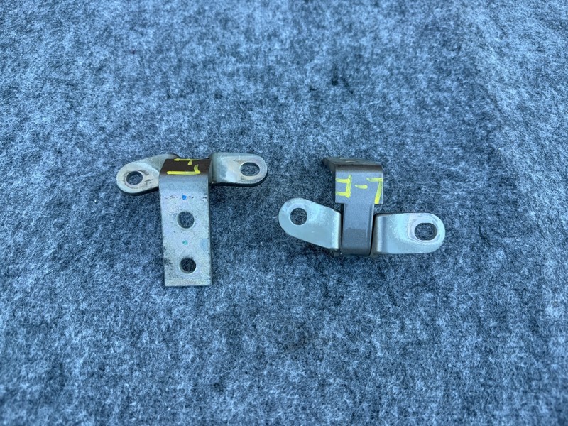GENESIS GV80 21-25 OEM FRONT LEFT DRIVER SIDE UPPER & LOWER DOOR HINGE BRACKET