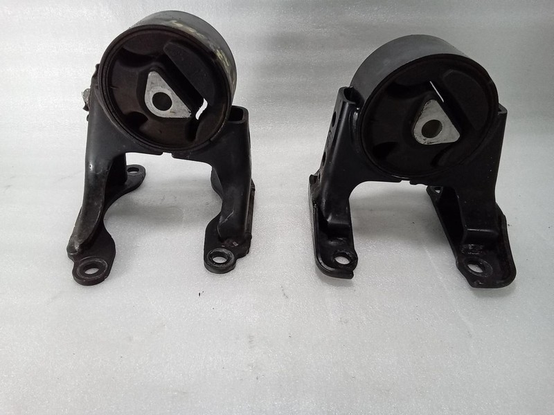 2004-2012 Canyon Colorado Right and Left Engine Mount Set 97287678 159257896
