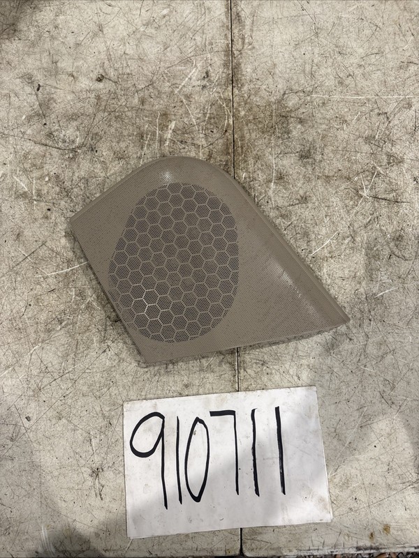 06-11 Cadillac DTS OEM REAR LEFT Door Panel Speaker Cover Grille Cover