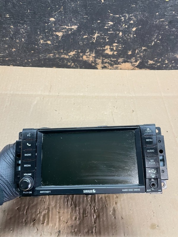2011 2013 Jeep Dodge Chrysler Screen Display CD Player Satellite Radio AB2940 DG