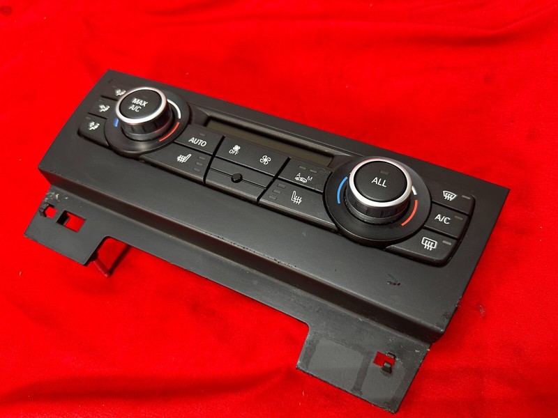 11-15 BMW E84 X1 Front Dashboard Center AC Climate Control Switch Panel OEM✅