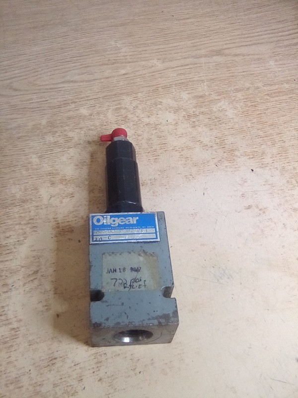 Oilgear HSR802-P-07 Relief Valve CF1-10-C