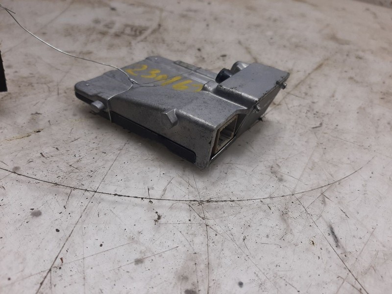 19 LEXUS UX250H LANE DEPARTURE CAMERA 8646C-76030