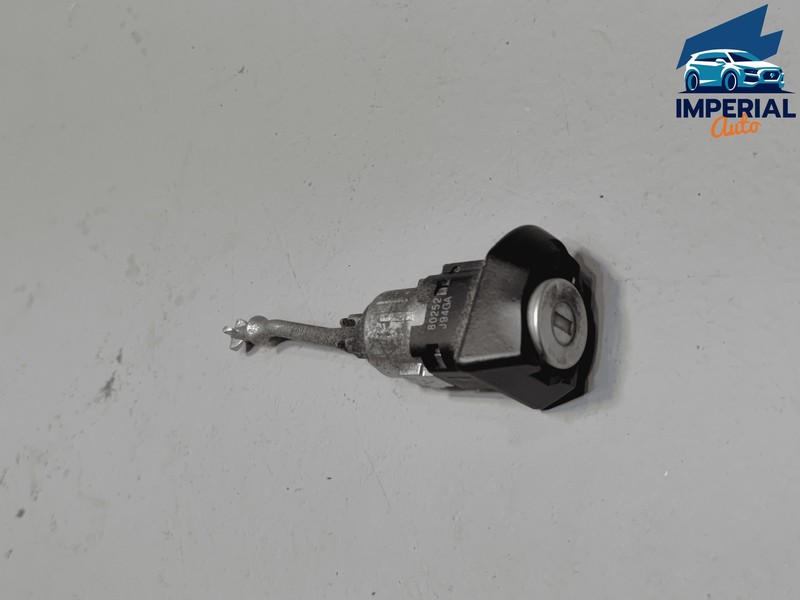 TOYOTA RAV4 FRONT LEFT DRIVER DOOR LOCK CYLINDER W/ OUT KEY OEM 2019-2025