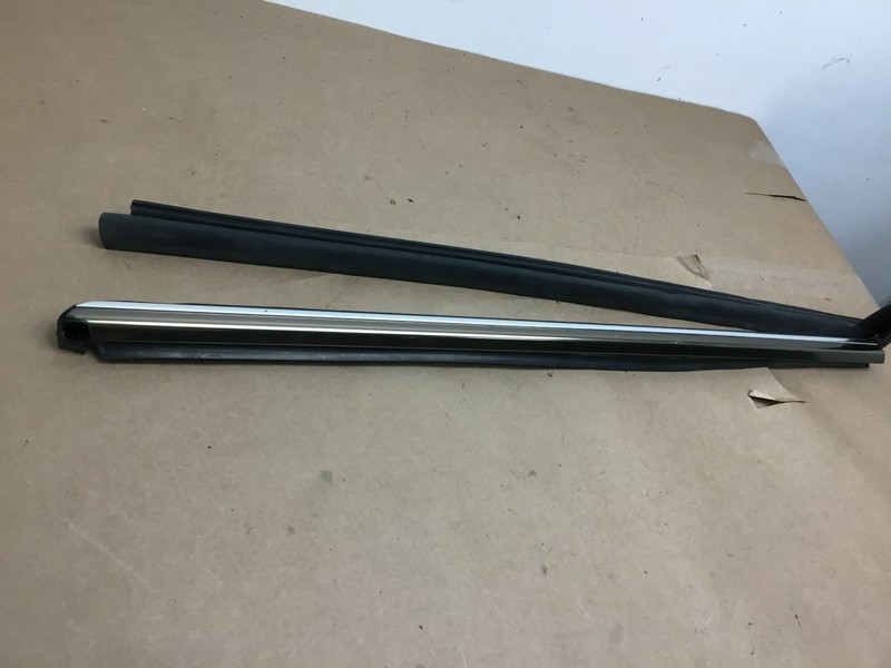 Mercedes-Benz 320 Rear Left Driver Window Trim Molding 03 04 05 06 07 08 09 ~