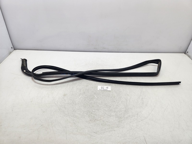 ✅ 2012-2020 OEM Tesla Model S Rear Left Driver Door Weatherstrip Rubber Seal 19k