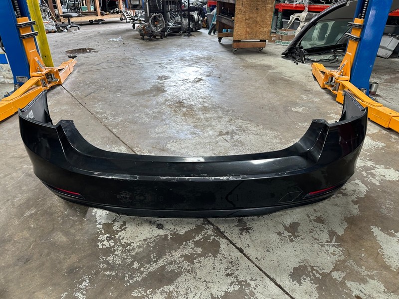 12-16 BMW F3032OI 328I 33OI REAR BUMPER COVER Black 475 OEM