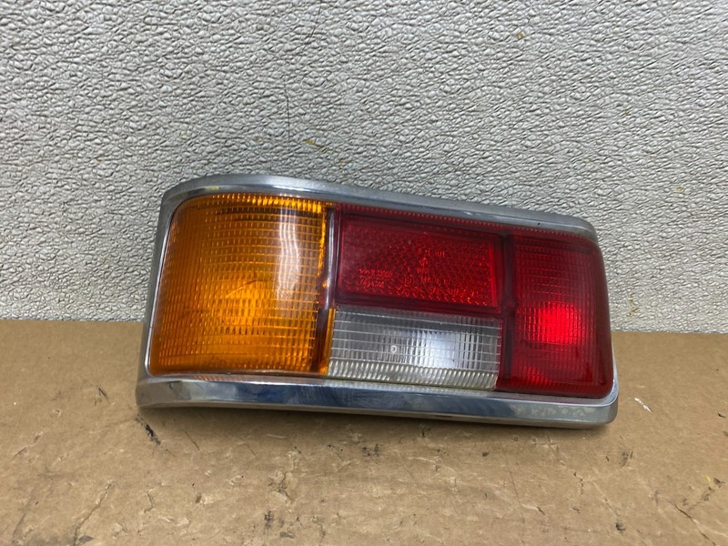 Mercedes W114 W115Left Driver LH Side Tail Light V6107 DG