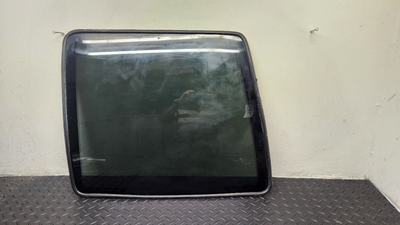 85-03 Chevrolet Astro Van Right Passenger Back Door Glass W/ Tint OEM 15591980