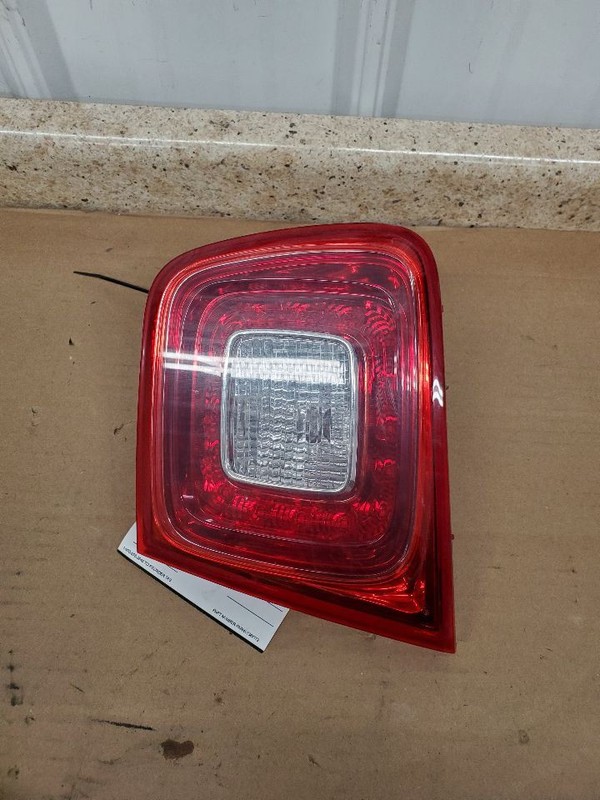 Passenger Tail Light VIN 1 4th Digit Limited Ltz Fits 13-16 MALIBU 293548