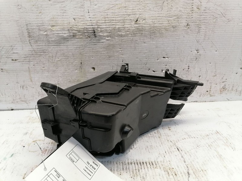 Driver Fuse Junction Box Engine 2ARFE Engine 4 Cylinder Fits 06-12 RAV4 1550122