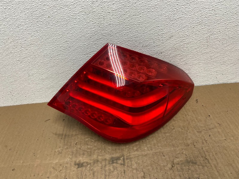 2009 to 2012 Bmw 7-Series F01 F02 750i Right Passenger Tail Light OEM AB8515 DW