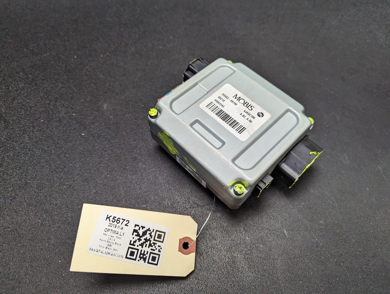 Steering Column Control Module 2019 Kia Optima D5563-99700 2020
