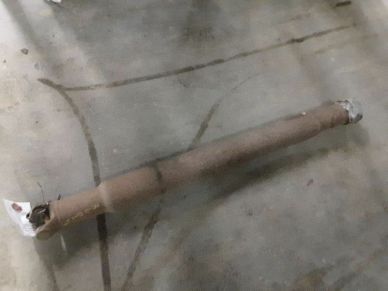 Rear Drive Shaft Classic Style 4WD With Electric Shift Fits 98-00 TAHOE 143549