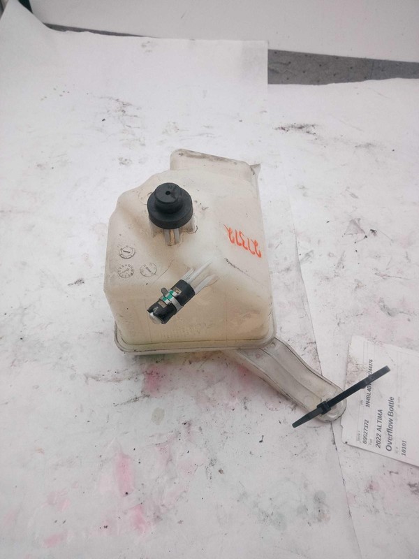 2022 Nissan Altima Engine Coolant Reservoir OEM Blue 2.5L 101K Miles