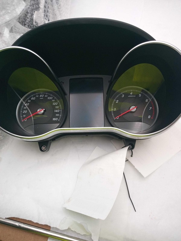 2019 Mercedes-Benz GLC-Class Speedometer Gauge OEM Red 89K Miles NJ25-27710