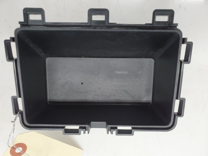 Front Console Upper Tray 2021 Kia K5 84652-L3000 2022 2023 2024