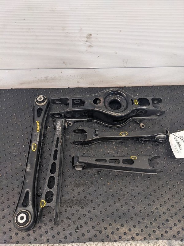 Driver Left Lower Control Arm Rear Control Arm SET OF 5 15-19 CTS 1185766