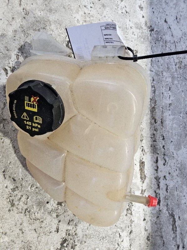 Coolant Reservoir Fits 15-19 MKC 3384952