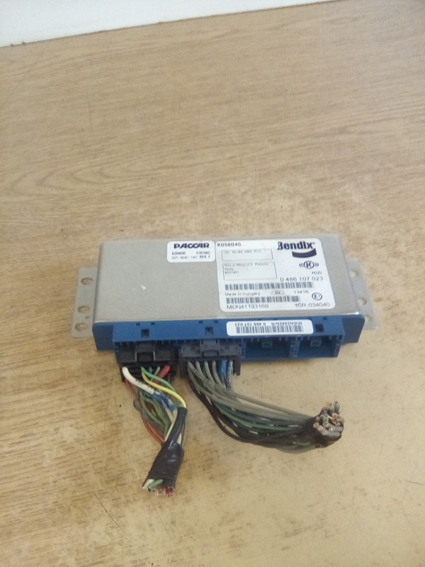 Bendix Pacaar 0 486 107 023, K058045,Q27-6040-1401 ABS Brake Control Module