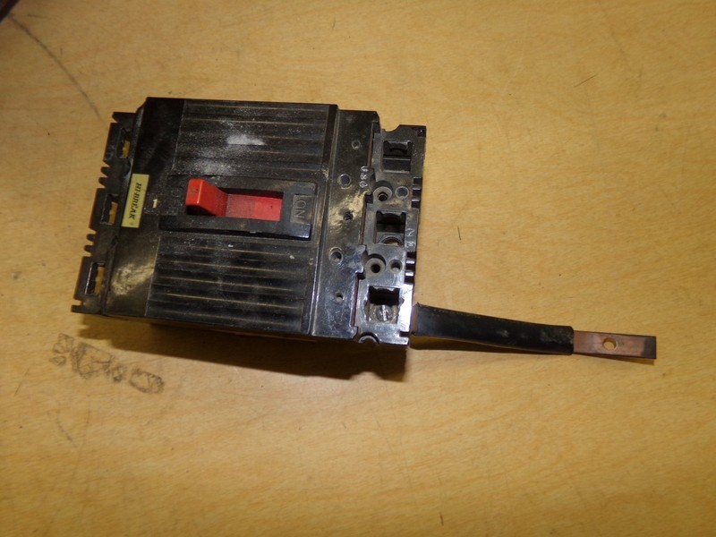 GE THEF126100 100A 2-Pole 600V AC-250V Circuit breaker *FREE SHIPPING*