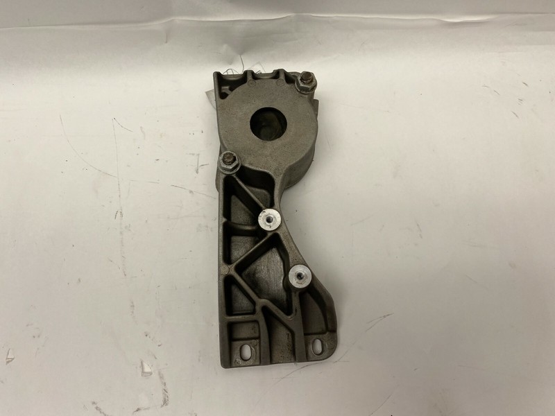 09-16 MASERATI GRANTURISMO M145 TRANSMISSION MOUNT SUPPORT BRACKET OEM