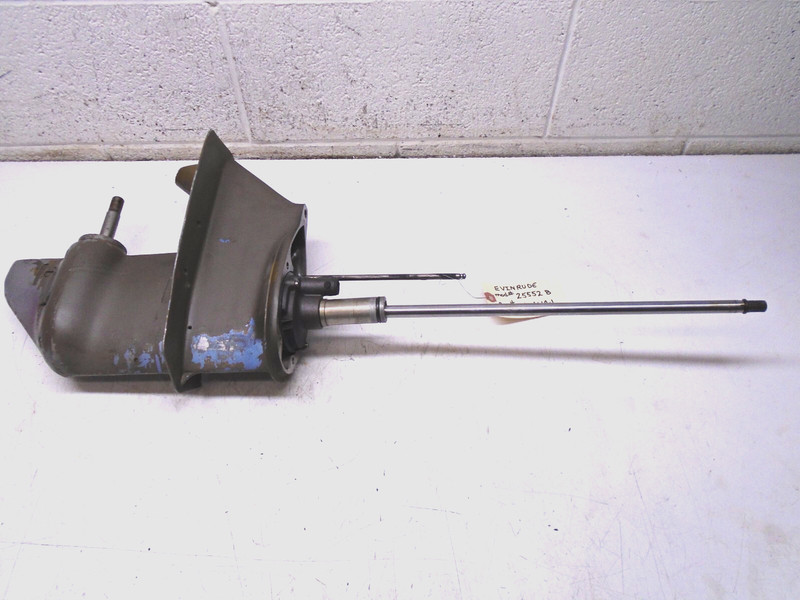 C Johnson Evinrude Outboard 16" Long Lower Unit Assembly 0384577 1975