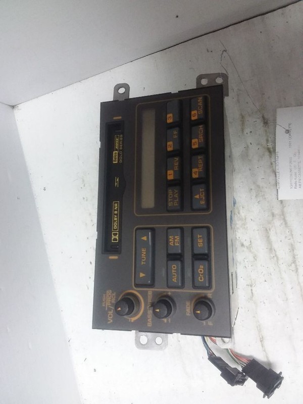 Radio Bose System AM FM Cassette Fits 90-93 CORVETTE 16144141