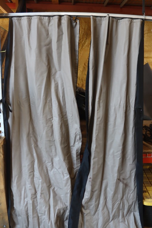 2008-2025 FREIGHTLINER CASCADIA 125 SLEEPER DIVIDER CURTAIN PRIVACY W/ TRACK OEM