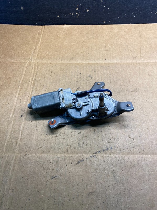2006-2011 Toyota Yaris Hatchback Rear Wiper Windshield Motor ab3796 DG