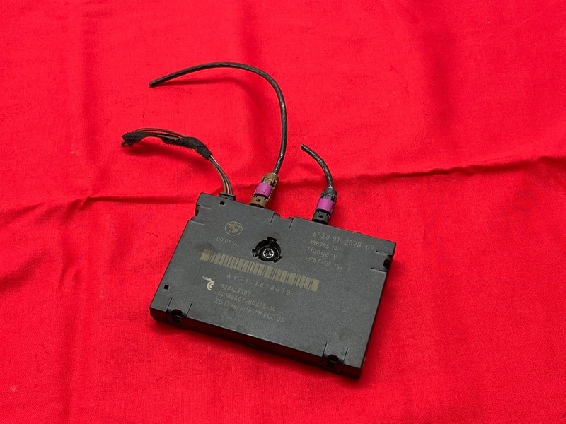 09-16 BMW E89 Z4 Radio Antenna Amplifier Diversity Receiver Module Unit MHZ OEM✅