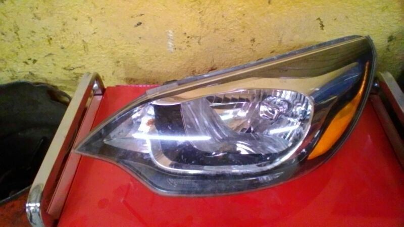 Driver Headlight US Market Sedan Without LED Accent Fits 12-17 RIO 104854
