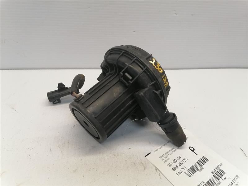 Air Injection Pump Fits 06-09 SAAB 9-7X 1099493