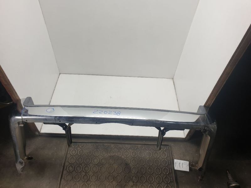 99 00 01 02 TOYOTA 4 RUNNER SR5 REAR BUMPER SLVR-1D6
