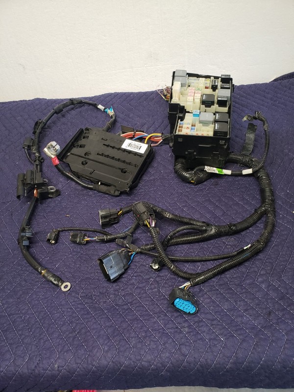 Fuse Box Engine Power Management FOCUS 2016