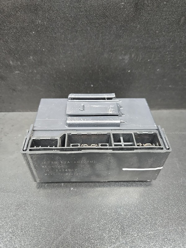 2014 -2020 ACURA RLX MDX FUSE RELAY JUNCTION BOX BLOCK MODULE OEM 38330T2AA012M1