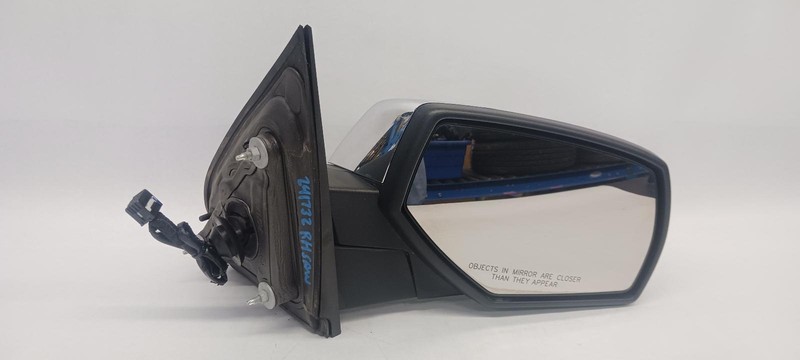 14-'19 CHEVROLET SILVERADO 1500 Right Passenger Door Mirror Power OEM Grade A