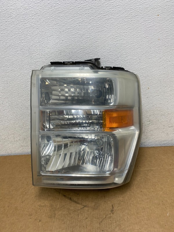 2008-2014 Ford Econoline E150 E250 E350 Left Driver LH Headlight OEM AD6028 DW