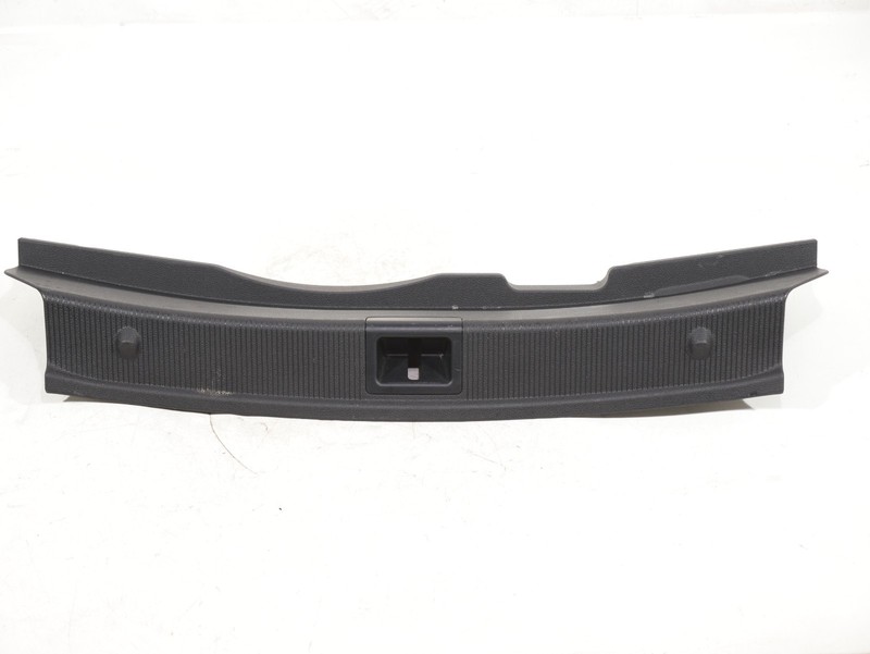 2008 - 2014 Mercedes C250 W204 Trim Cover Sill Scuff Plate Rear A2046900825 OEM