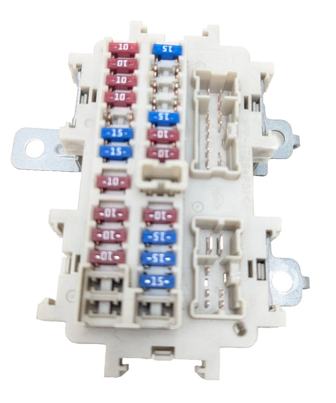 2006-2010 INFINITI M35 Fuse Box Relay Module OEM