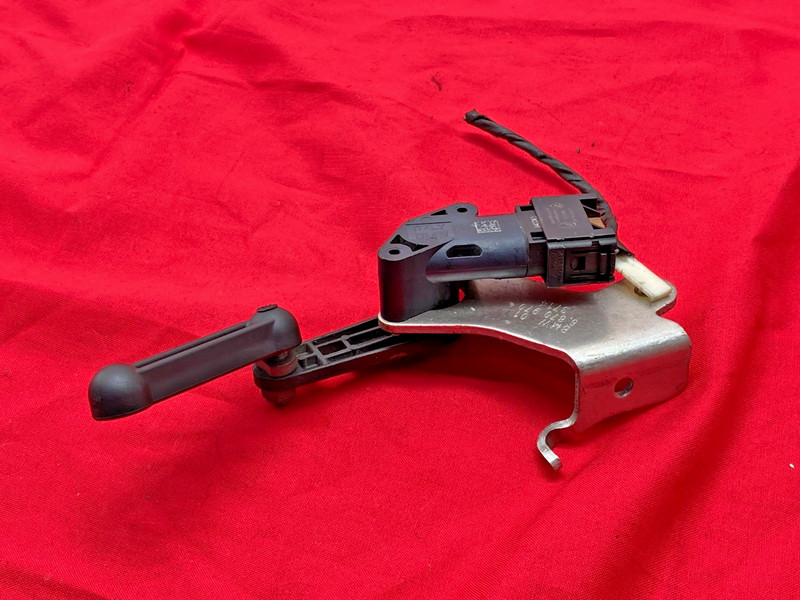BMW G20 G30 G80 F90 F92 Front Rear Suspension Headlight Height Level Sensor OEM