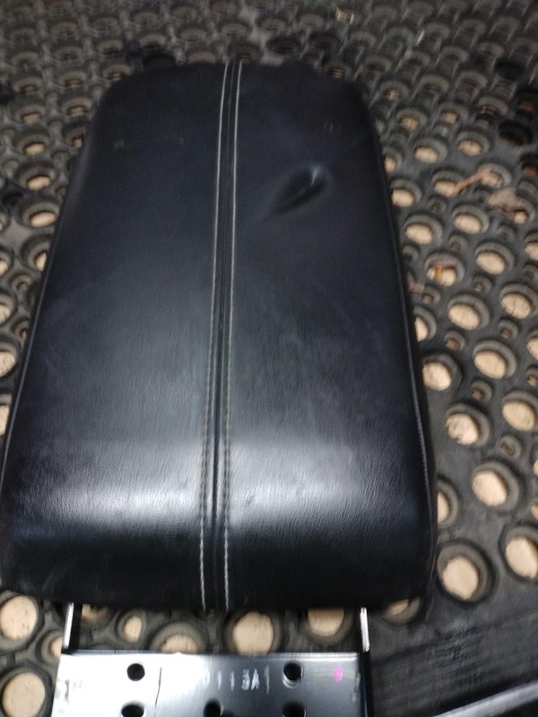 2020 Nissan Sentra Center Console Lid Silver OEM 969106LB1C 65000 Miles
