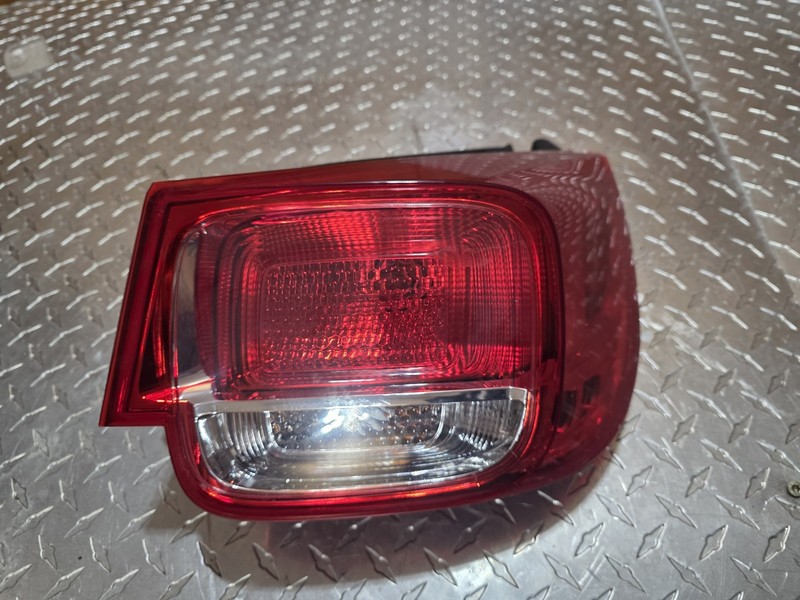 13 14 15 16 Chevrolet Malibu Rear Passenger Tail Light Tail Lamp Oem