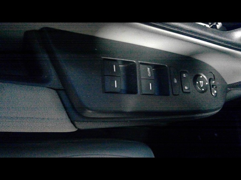 Driver Front Door Switch Driver's Master LX US Market Fits 17-22 CR-V 1694708