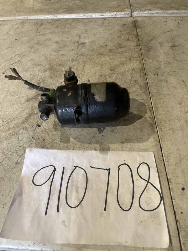 1986-1991 Mercedes W126 420SEL A/C Receiver Drier ContainerOEM