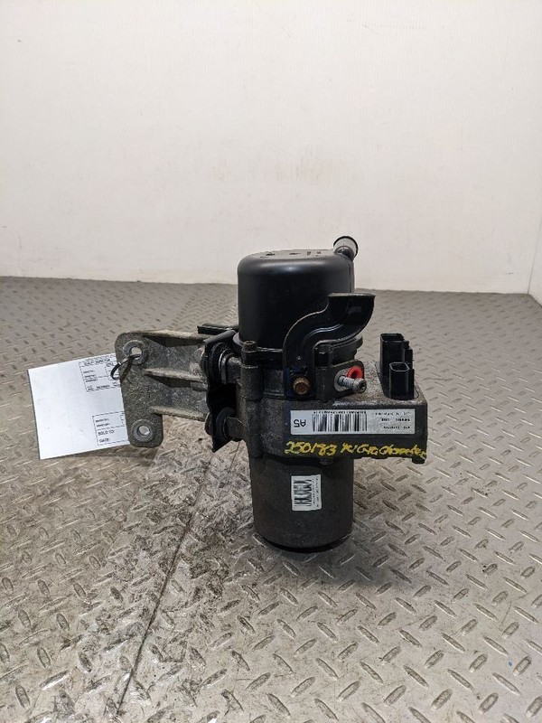 Power Steering Pump Fits 14-15 DURANGO 1170796