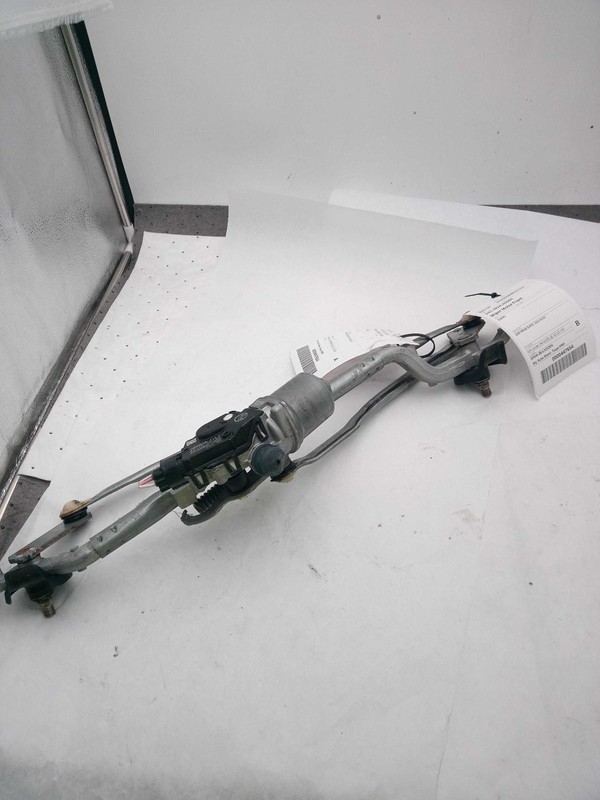2021 Toyota Highlander OEM Wiper Motor Silver 83K Miles 6 Month Warranty