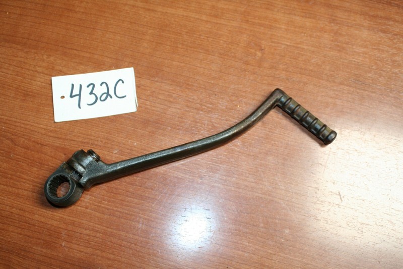 1982 Suzuki RS175 Kick Start Pedal Kickstarter OEM 82 F