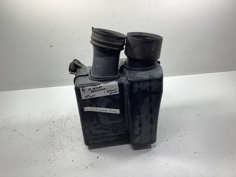02-04 Honda Odyssey 3.5l Air Intake Cleaner Resonator Chamber 17230-P8F-A10 OEM