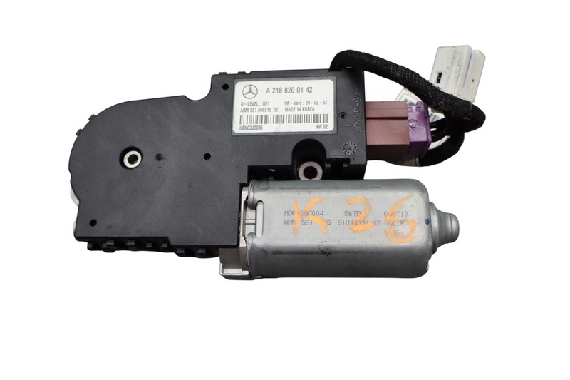12-18 Mercedes W212 E350 CLS550 Sunroof Sun Roof Motor 2188200142 Oem